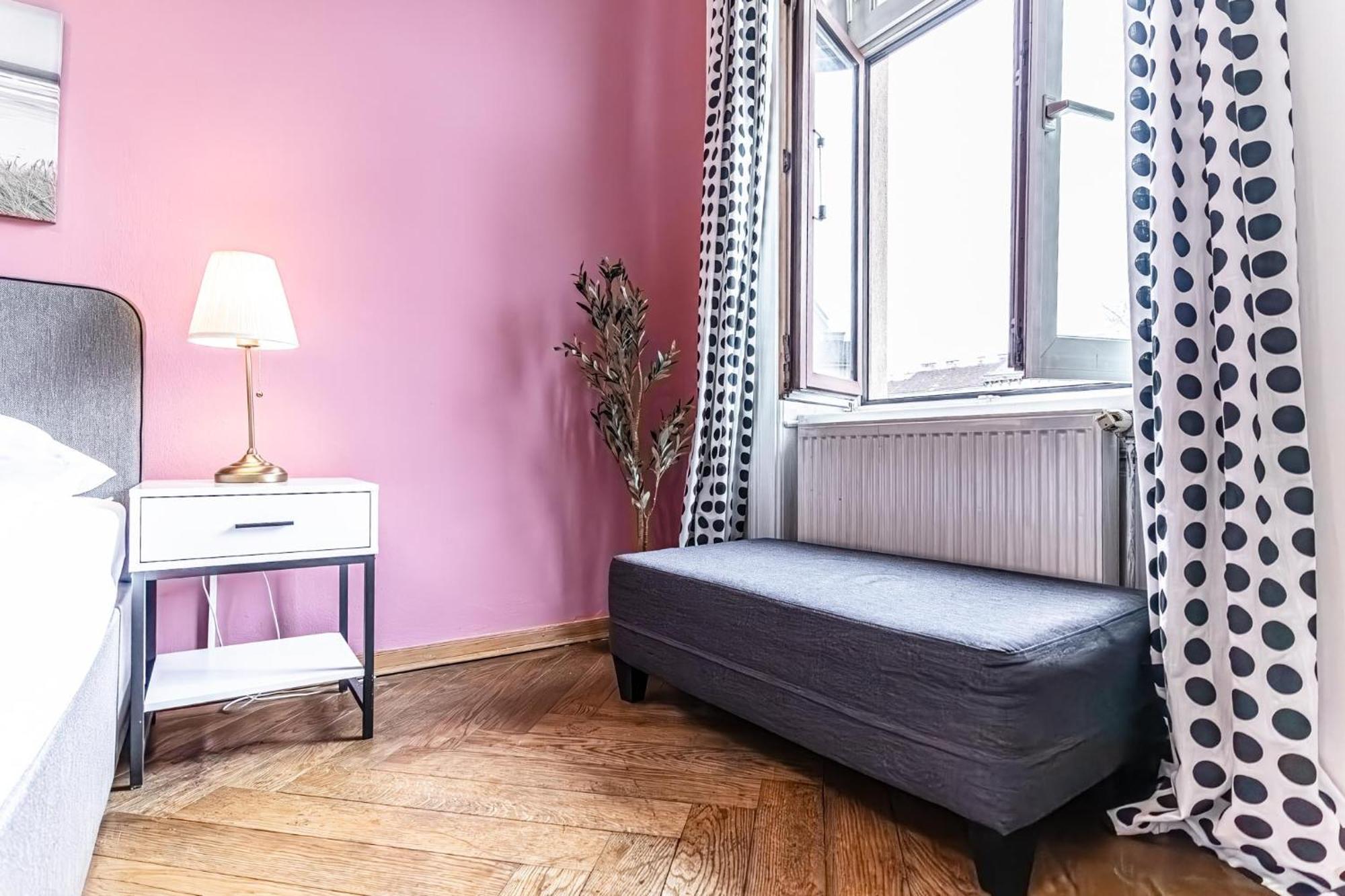 Lovely 1Br Apt. Near Akh Hospital Wien Eksteriør bilde