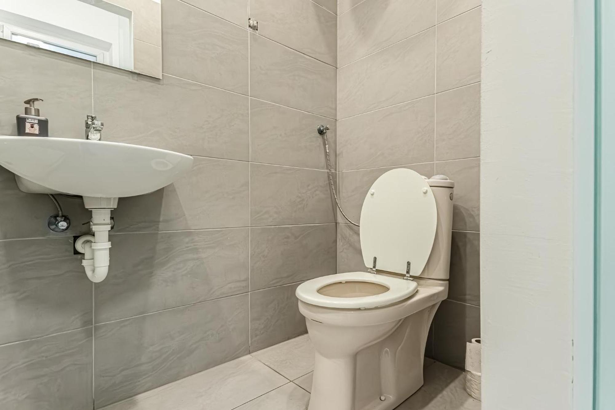 Lovely 1Br Apt. Near Akh Hospital Wien Eksteriør bilde